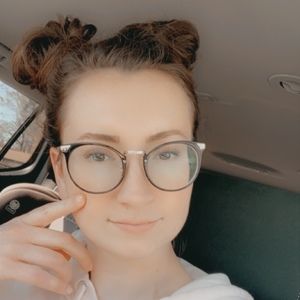 Meet your Posher, Kristen